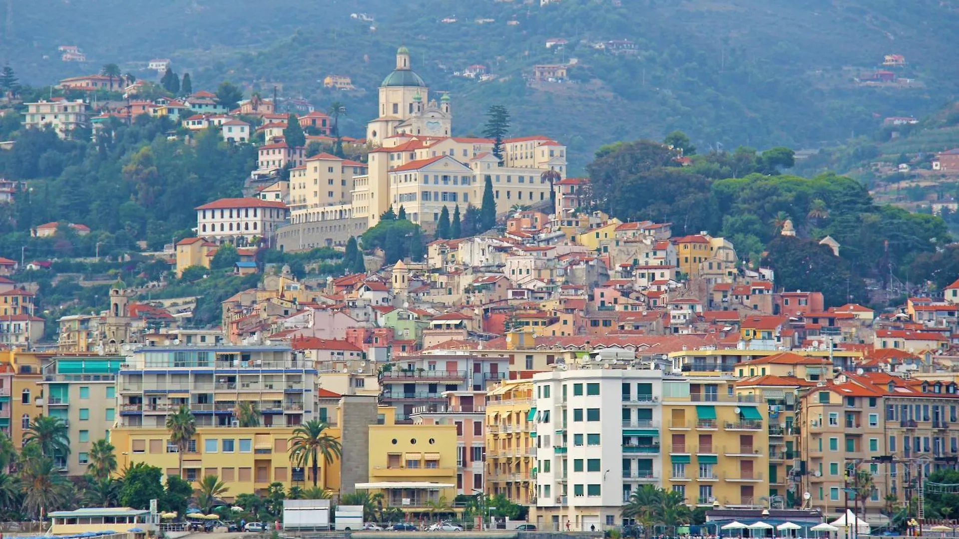 Jolie Sur La Mer - Petit Studio - Happy Rentals Sanremo 0*,  Italy