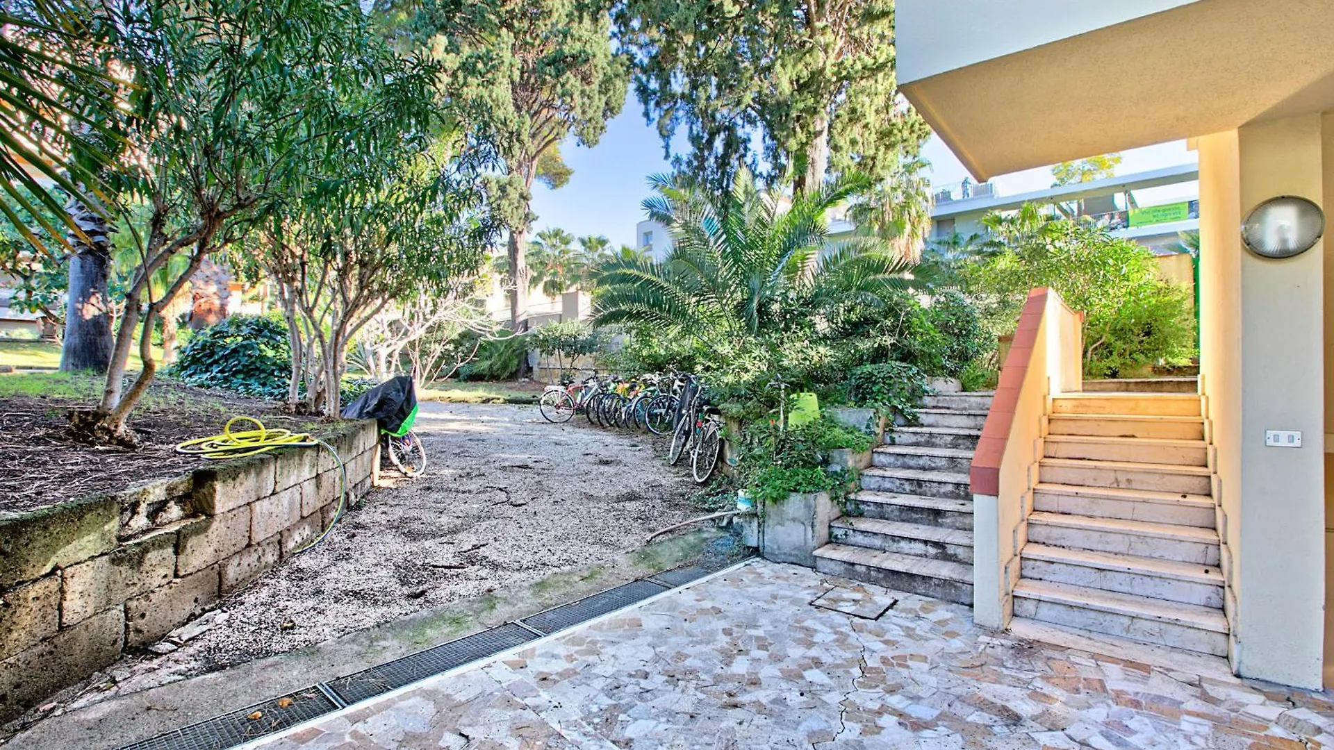 Jolie Sur La Mer - Petit Studio - Happy Rentals 산레모 0*,  이탈리아