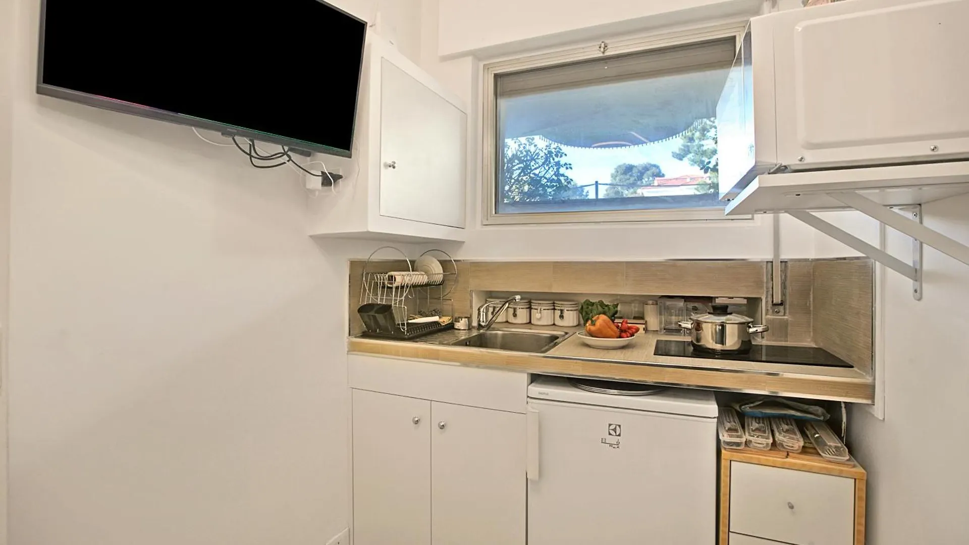 Jolie Sur La Mer - Petit Studio - Happy Rentals Sanremo Apartment